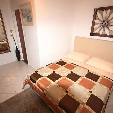 Small For A Great Апартаменты *