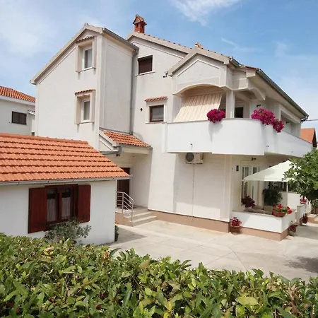 Small For A Great Apartament Zadar